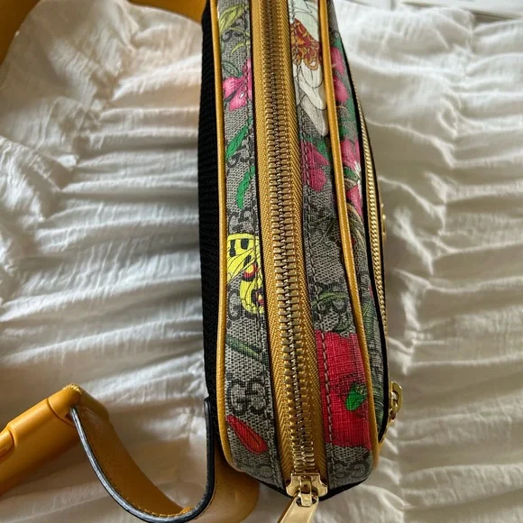 Gucci Bloom Belt Bag - Picture 4 of 9